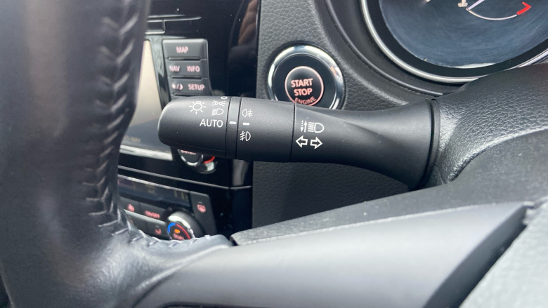 Nissan Qashqai 1.5 dCi N-Connecta 5dr Diesel Hatchback